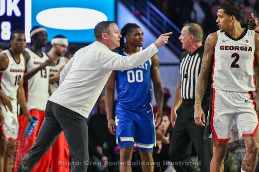 Photos/Highlights: A thrilling victory over the Wildcats as the Dawgs move to 13-2