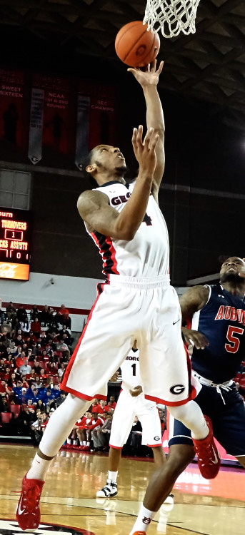 Charles Mann for the layup