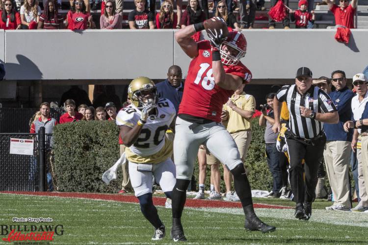 Nauta holds on to a pass from Eason