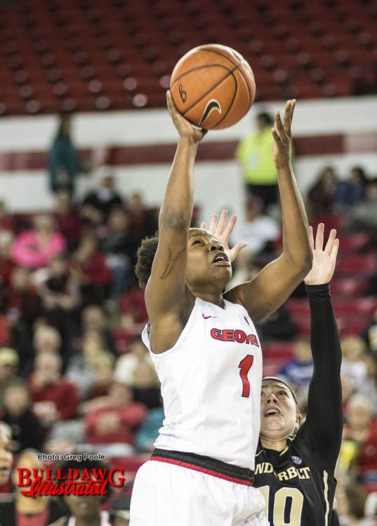 Shanea Armbrister shoots a layup.