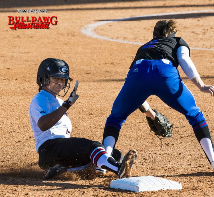 Ciara Bryan slides safely into 2nd