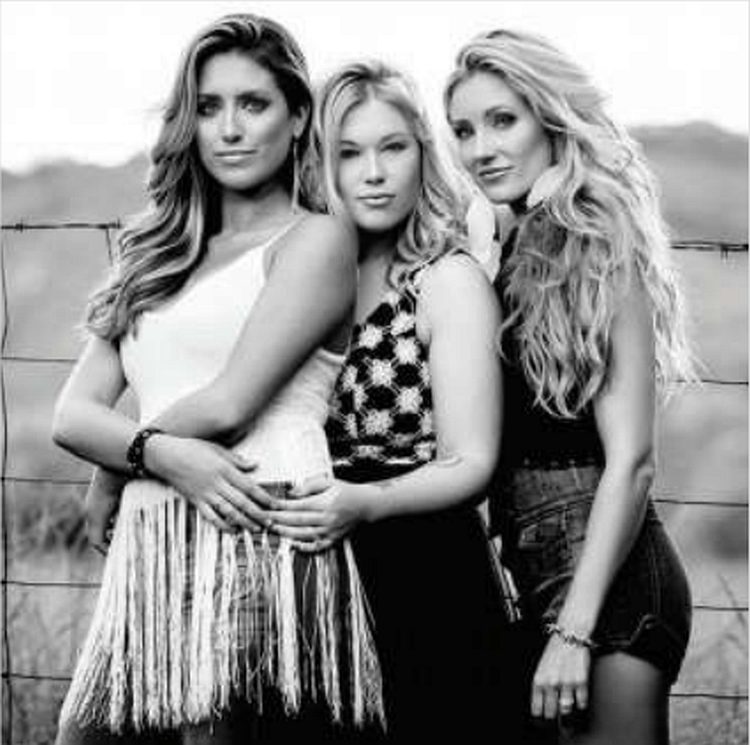 Shelby McLeod (left) with Post Monroe band mates Ashlee Hewitt and Whitney Duncan