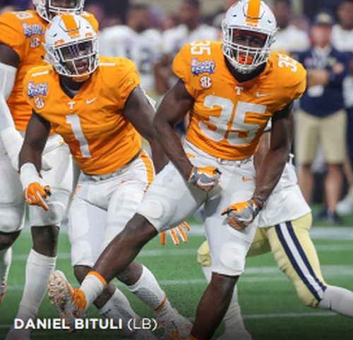 Tennessee LB, Daniel Bituli